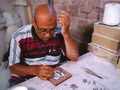 [Place-Based Development of Egypt's Handicraft Clusters: A Review of al-Darb al-Ahmar Cluster in Historic Cairo]